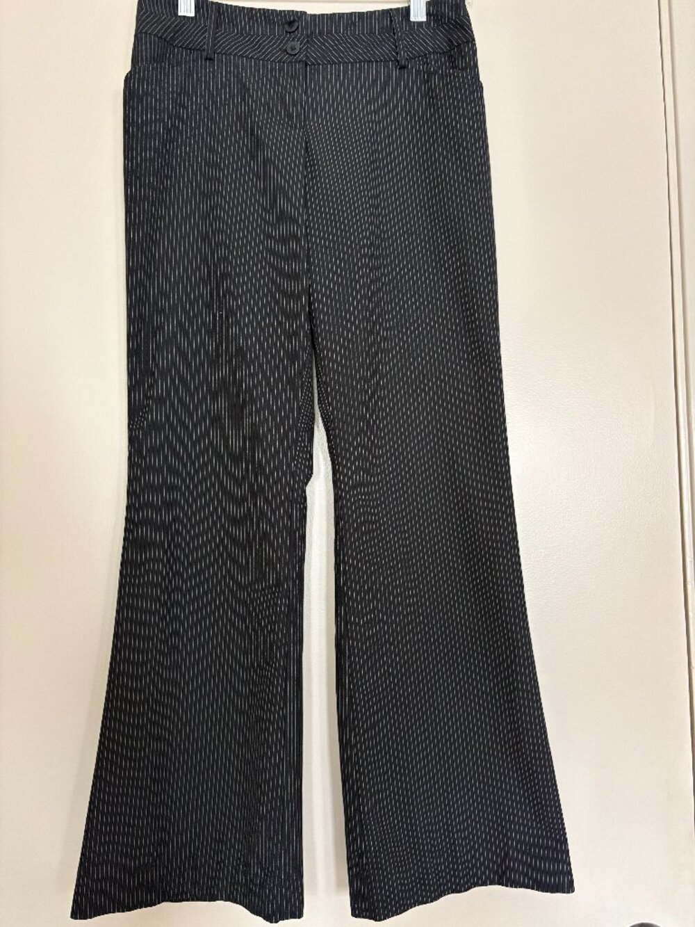 Tracy Evans Limited Striped Dress Pants —Size 5 — Black & White Pinned Stripe